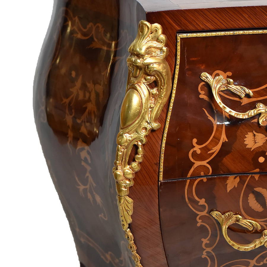 Bombe shaped Louis XV marquetry chest of drawer