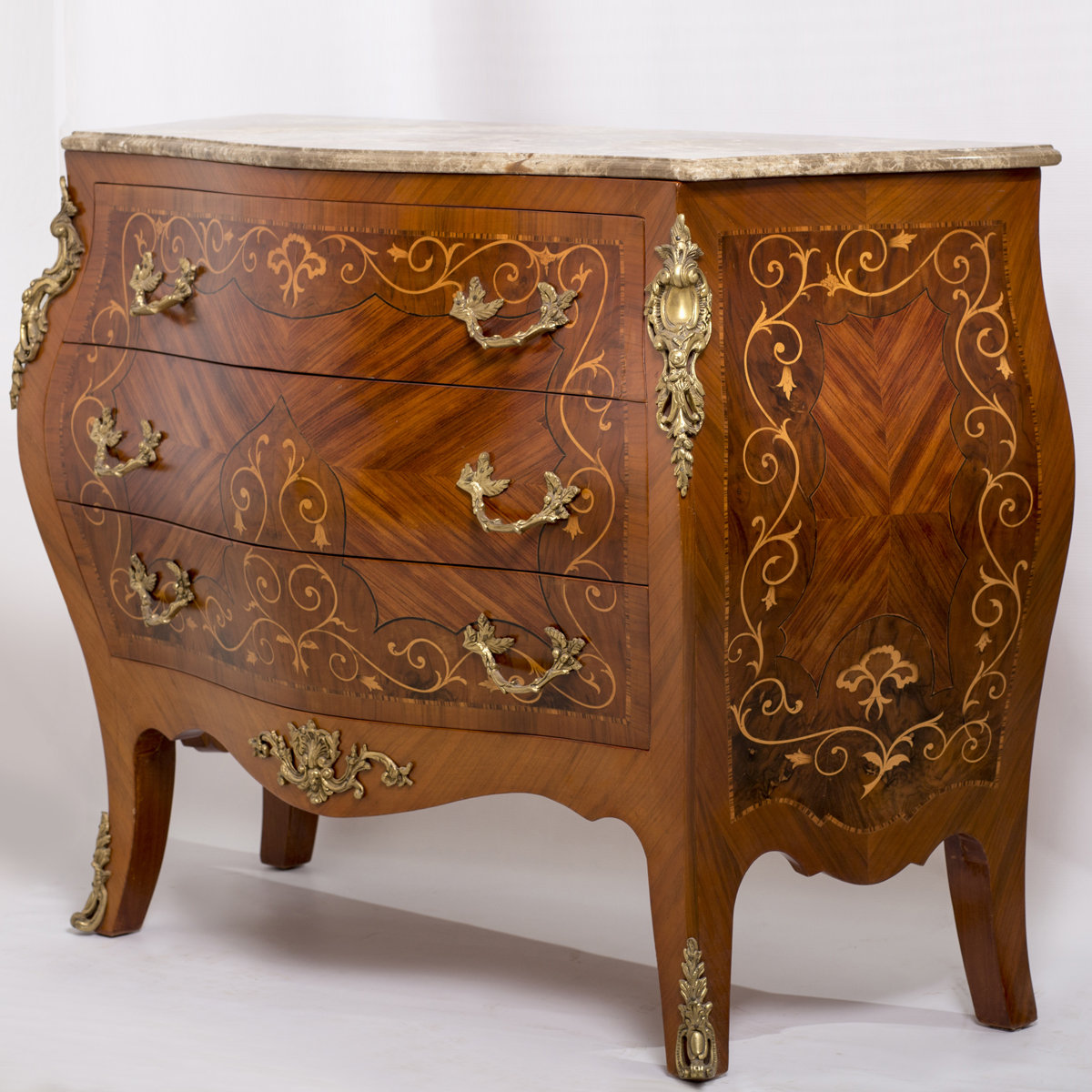 L.XV CHEST-OF-DRAWERS IN THE STYLE OF B.V.R.B : Chests of drawers -  Collection