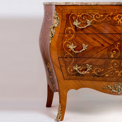Louis XV drawers chest