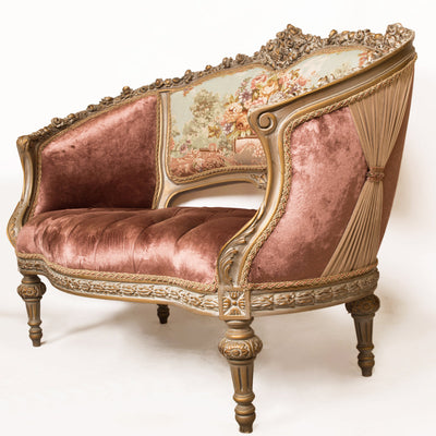 Elegant Cabriole Couch With Reeded Legs
